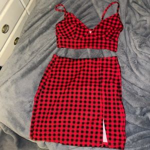 Red skirt set